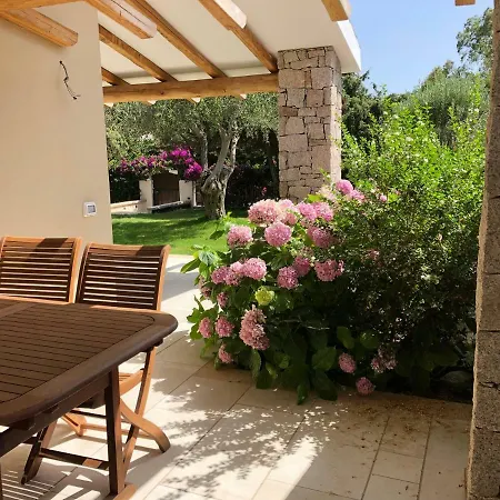 Con Piscina Privata Vicino Campu Longo Villasimius