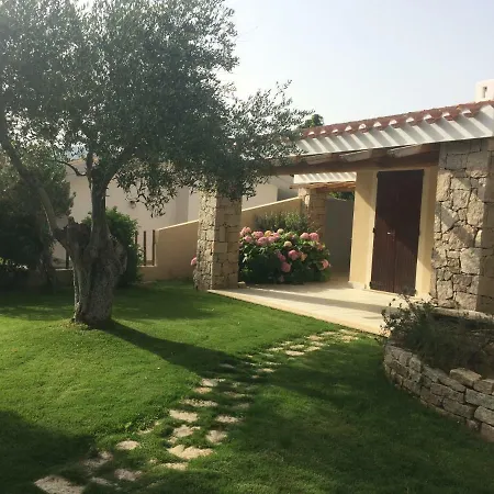 Con Piscina Privata Vicino Campu Longo Villasimius