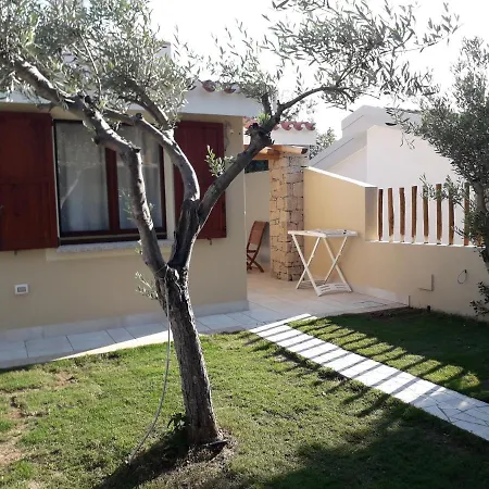 Holiday home Con Piscina Privata Vicino Campu Longo Villasimius